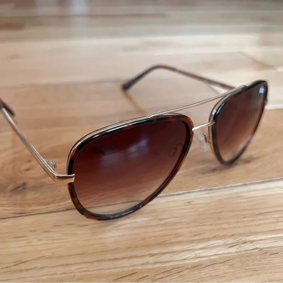 Quay Australia Tortoise and Gold Sunglasses - Picture 6 of 9